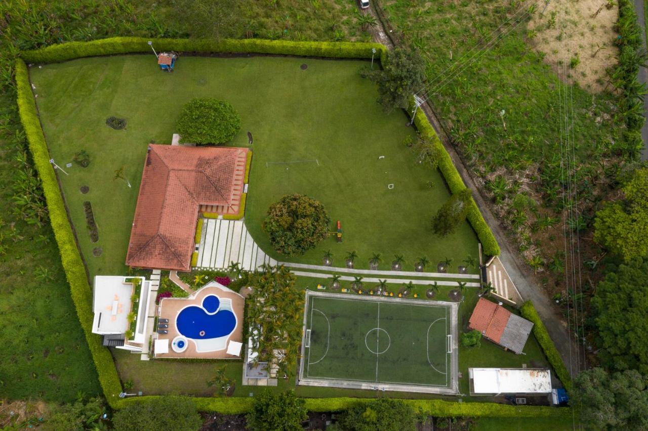 Chalet La Alemania Каларка Экстерьер фото